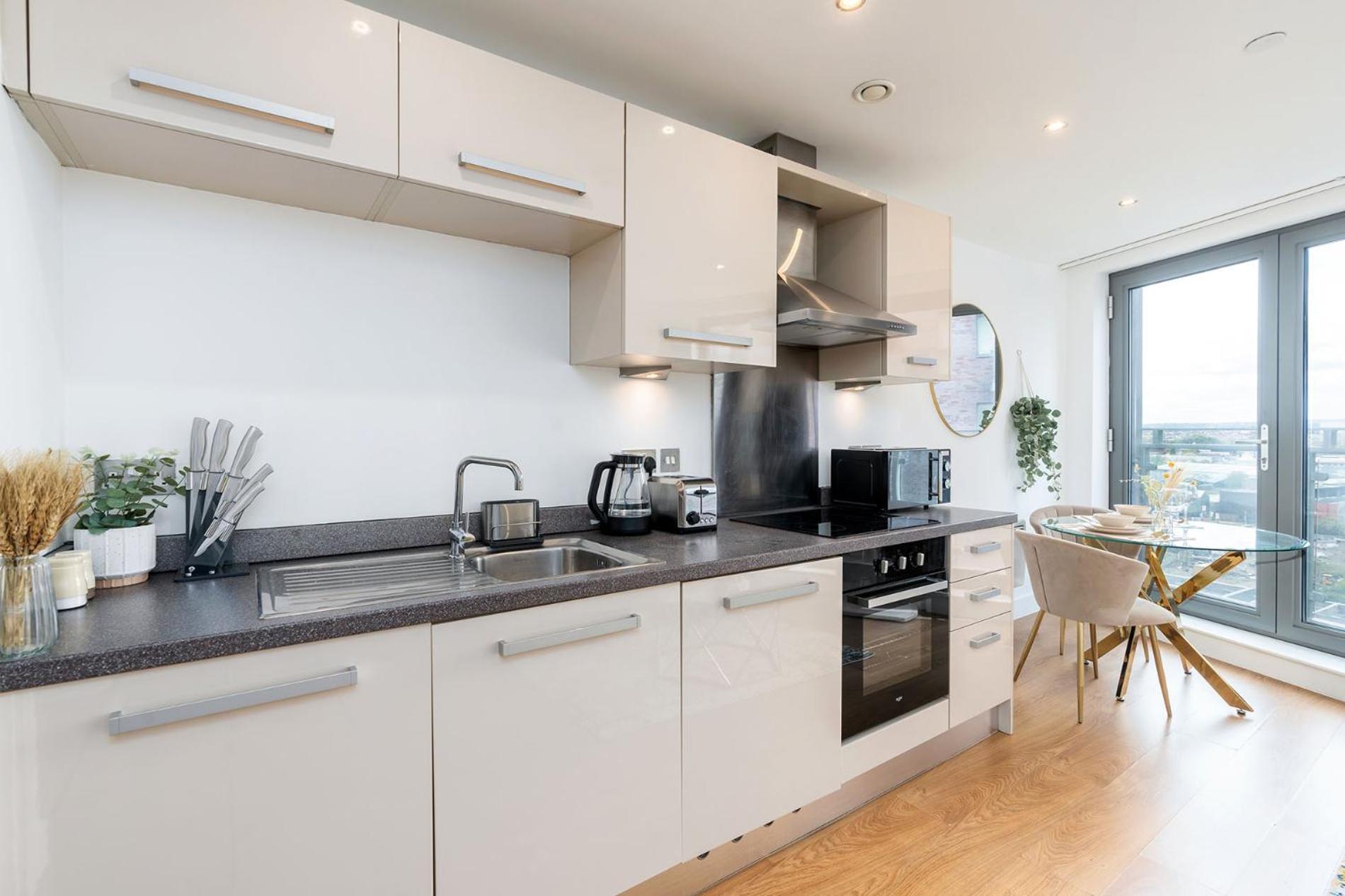 Exclusive Apartment - City Centre - Free Parking -Wifi Netflix- Juliet Balcony Leeds  Exterior foto